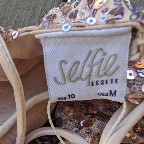 NWT Selfie Leslie Born Wild Strappy Back Sequin Mini Dress Blush Size M Bodycon - Picture 12 of 13